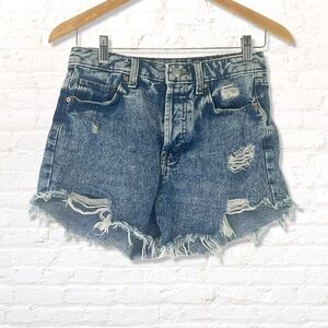 Wild Fable Highest Rise Frayed Hem Shorts Size 4 Blue Distressed Denim Buttonfly